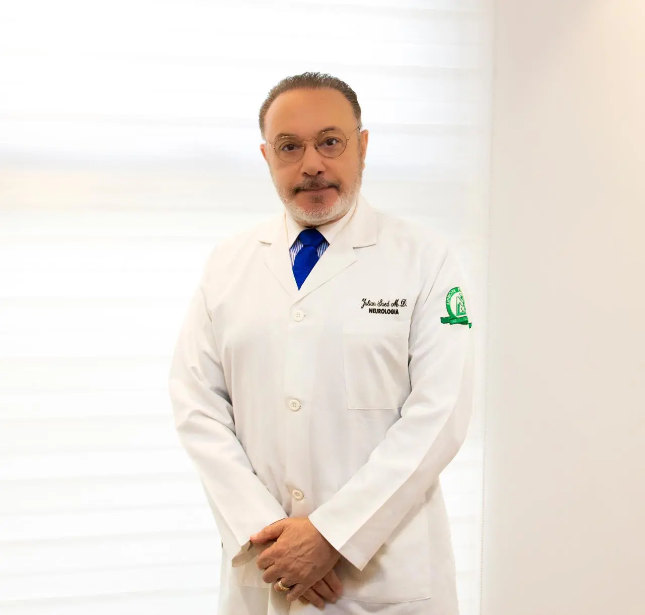 Foto de Dr. Julian Sued