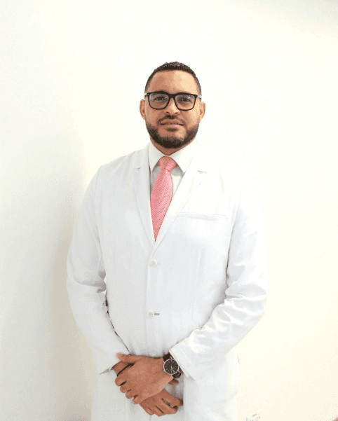 Foto de Dr. Derys Agustín Valerio V.